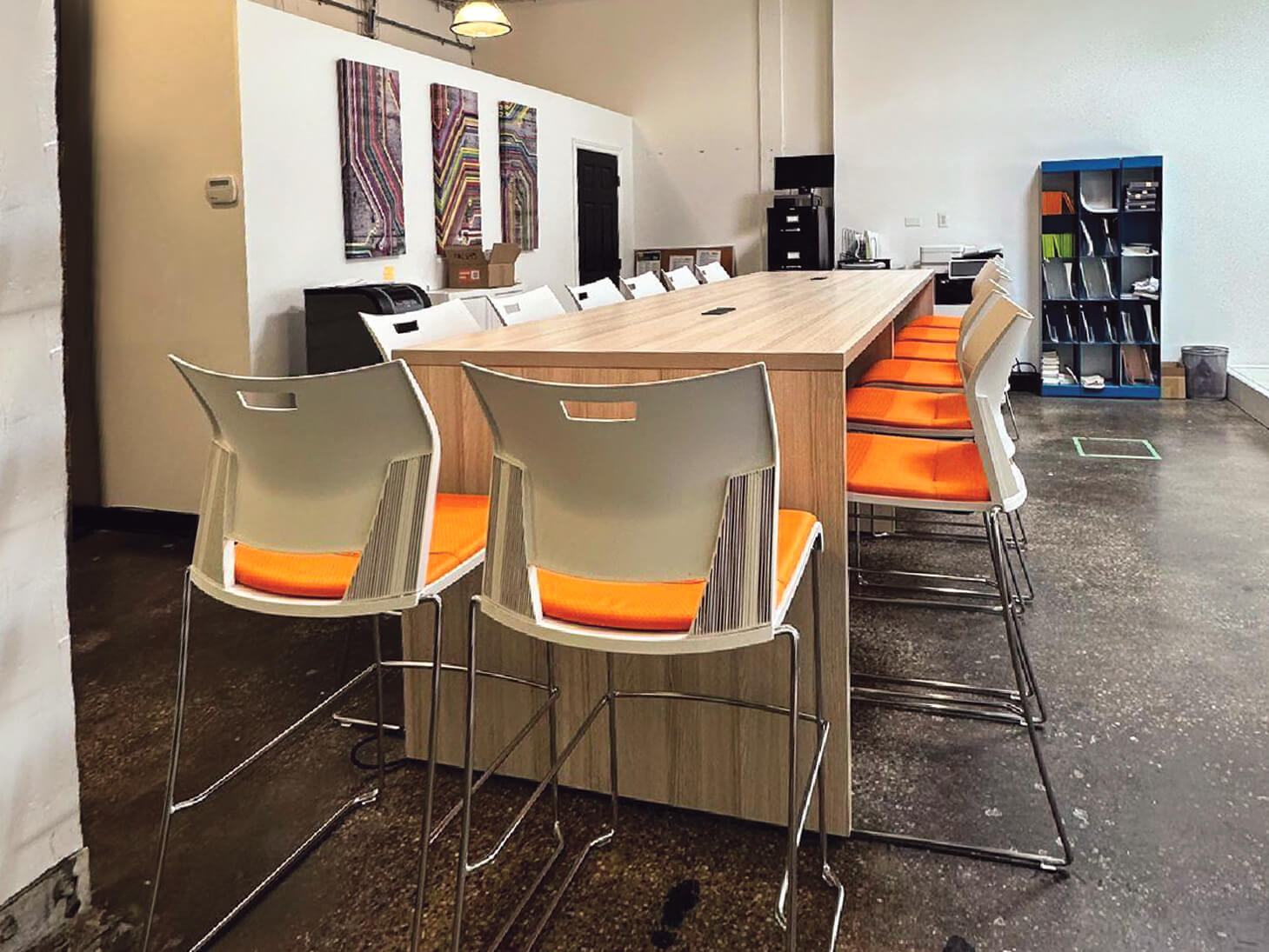 CANADA office furniture 247can1aqrs 062724 04