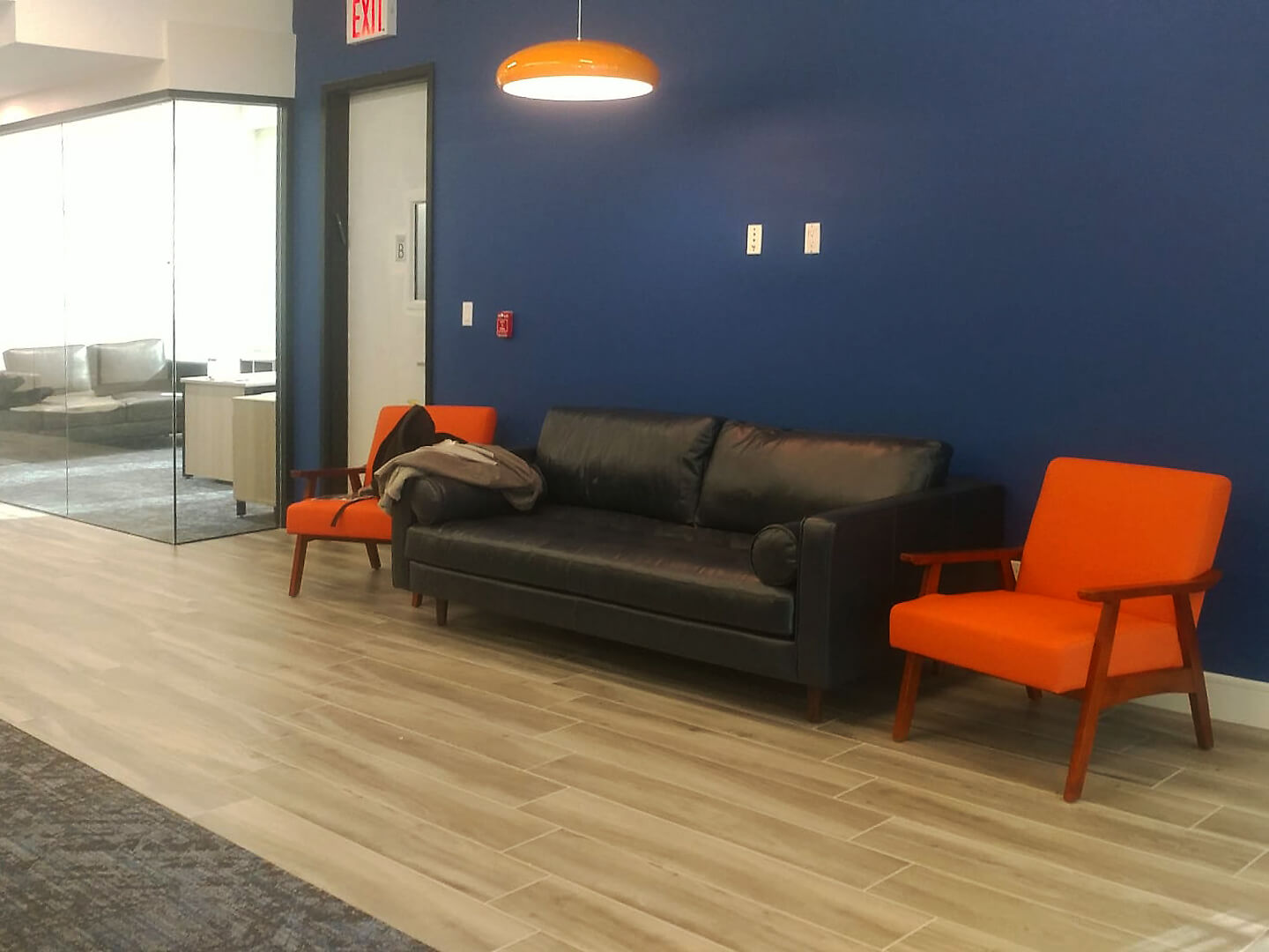 NY-office-furniture-gemro1pbag-102722-11.jpg