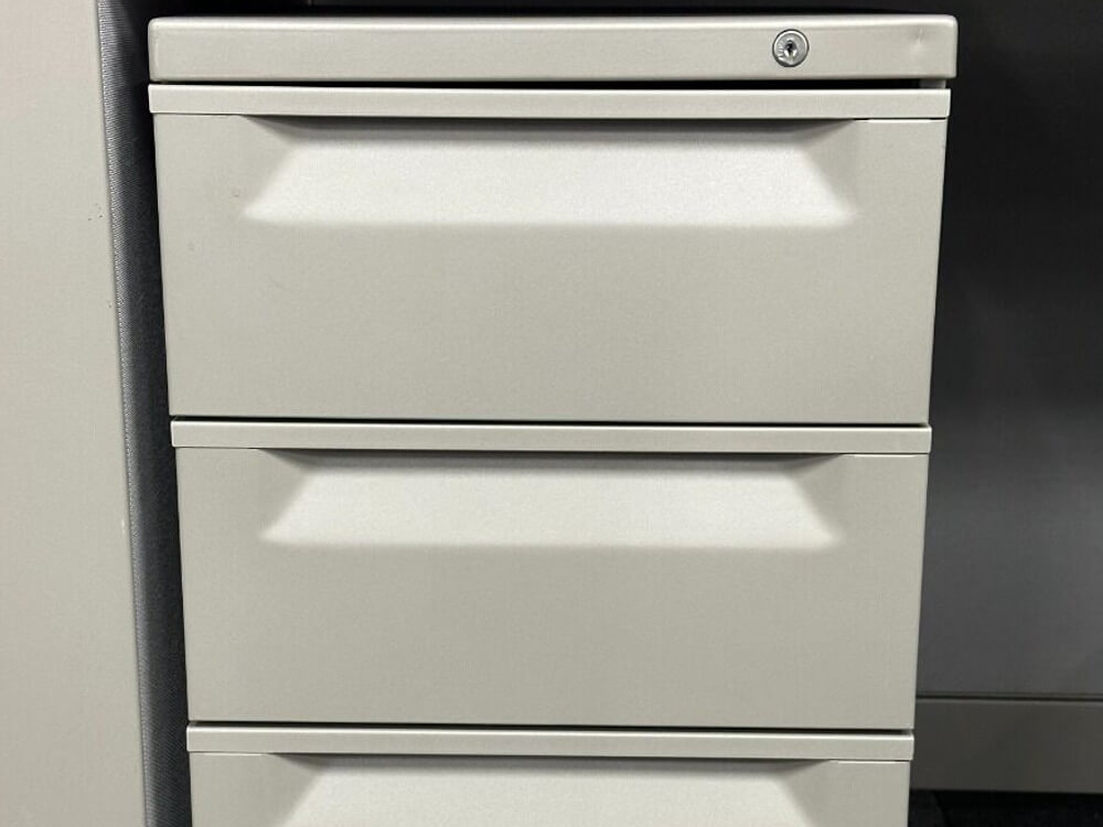 Used herman miller canvas 011326 OFC1 2 Used herman miller canvas 011326 OFC1 2