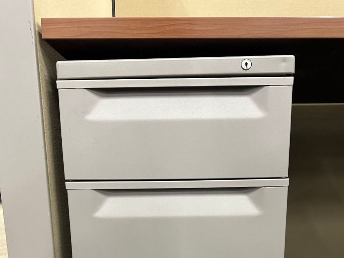 Used herman miller canvas 110325 OFC1 3 Used herman miller canvas 110325 OFC1 3